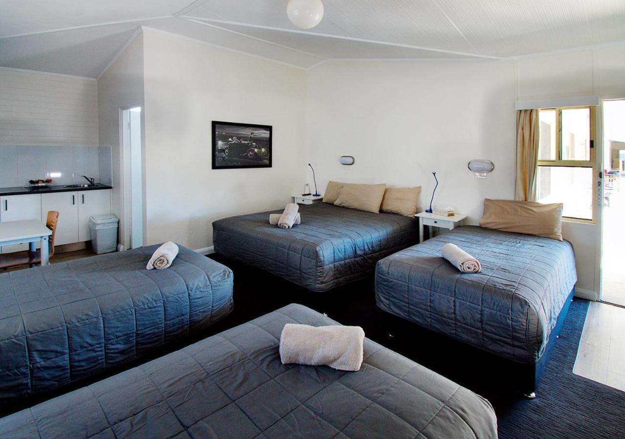 Memphis Motor Inn Паркс Екстер'єр фото